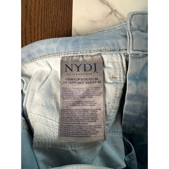 NYDJ Marilyn Crop Jeans Women’s Size 8 Light Wash Cool Embrace Lift Tuck Technol - Picture 10 of 10